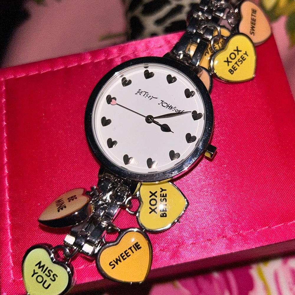 Betsey Johnson silver candy heart valentine charm bracelet watch chain vintage